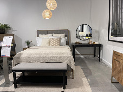 CALIFORNIA KING BED