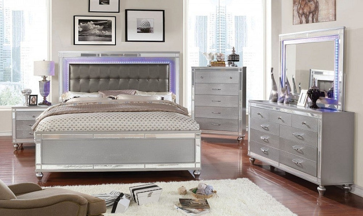 Brachium Mirrored 7PC Bedroom