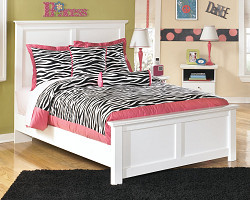                                                  							Bostwick Shoals Queen Panel Bed
                                                						 