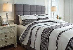                                                  							Masako Queen Comforter Set
                                                						 