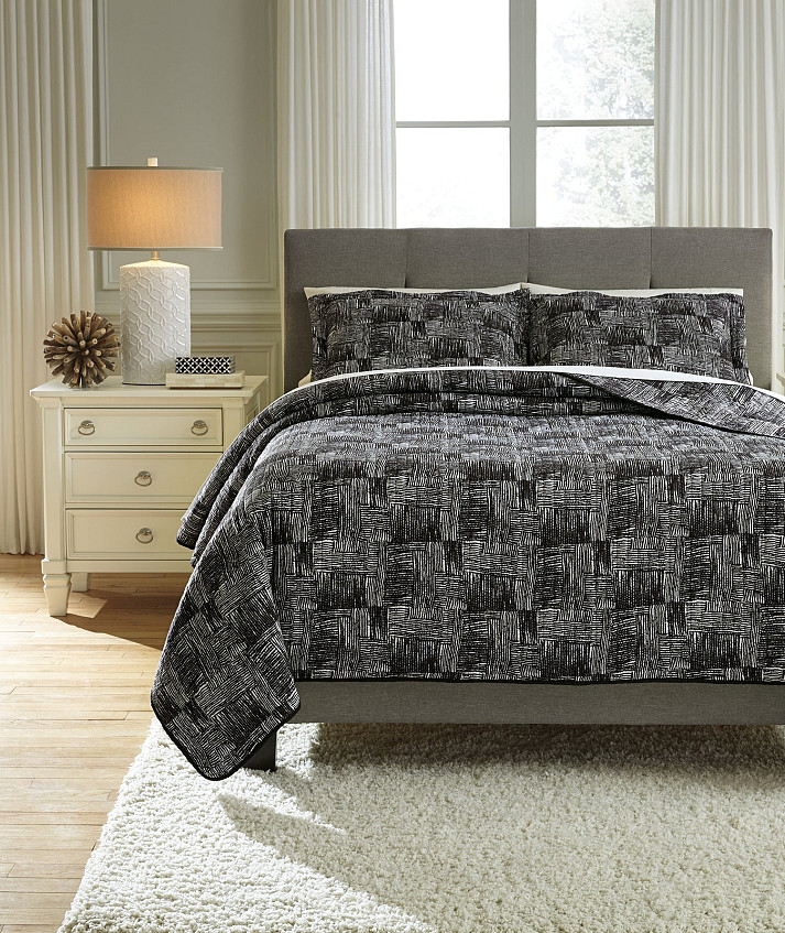 Jabesh Queen Quilt Set
