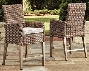 Beachcroft Barstool with Cushion (2/CN)