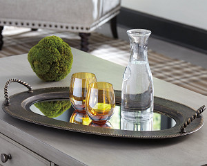 Milena Tray