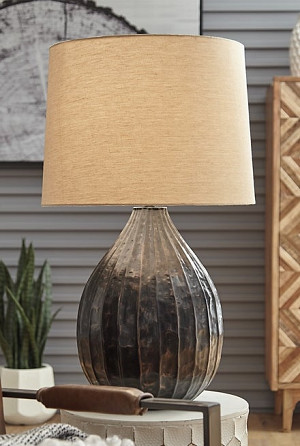 Marloes Metal Table Lamp (1/CN)