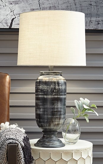Mandelina Metal Table Lamp (1/CN)