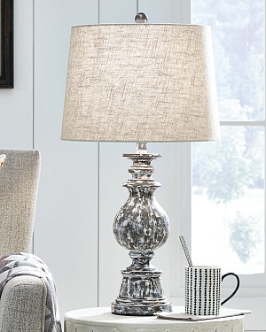 Macawi Poly Table Lamp (2/CN)