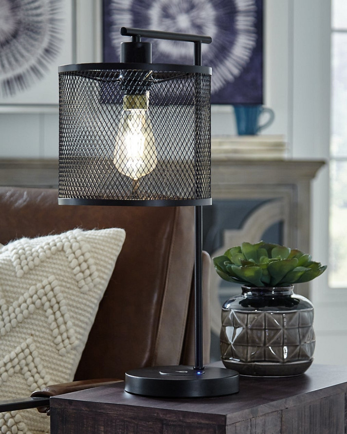 Nolden Metal Desk Lamp (1/CN)