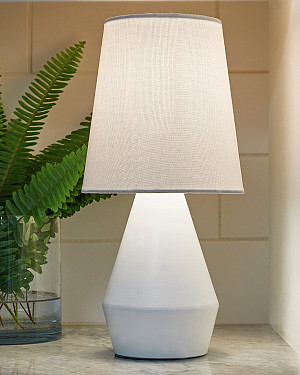 Lanry Metal Table Lamp (1/CN)