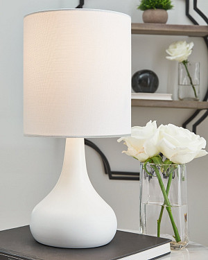 Camdale Metal Table Lamp (1/CN)