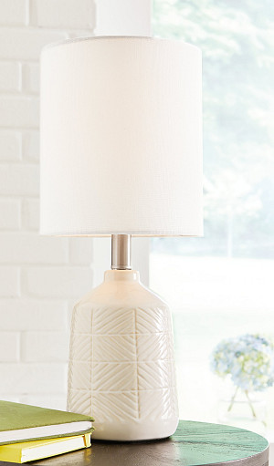Brodewell Ceramic Table Lamp (1/CN)