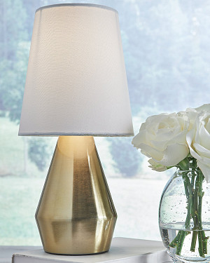 Lanry Metal Table Lamp (1/CN)
