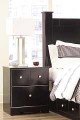 Mirlotown Two Drawer Night Stand